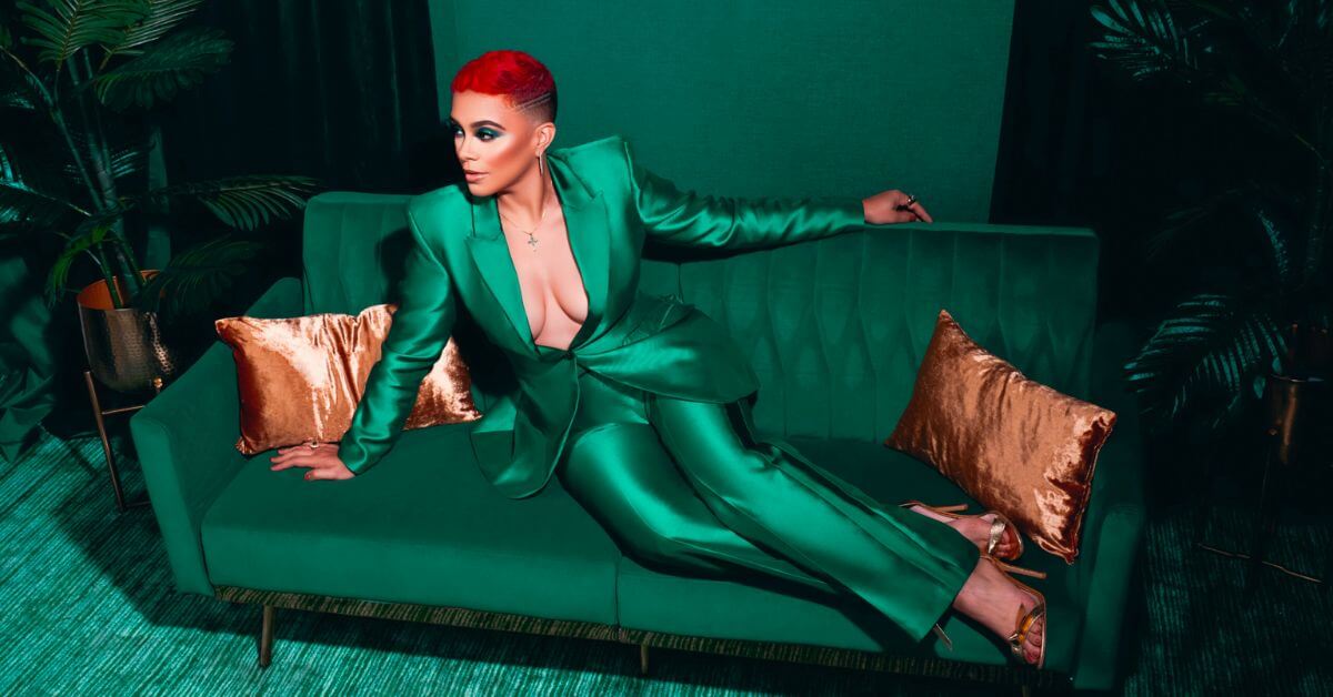 Dominique Side Launches Nikki Green